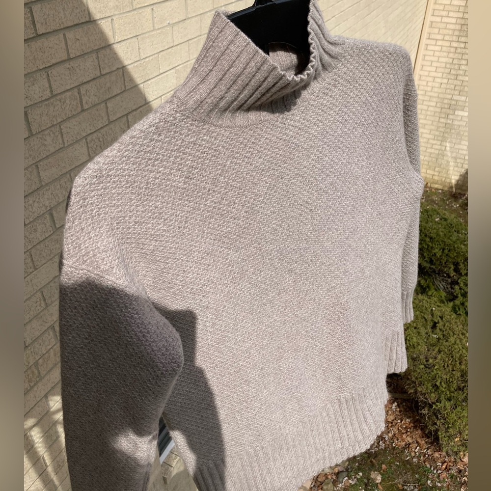 Everlane Cashmere & Wool Blend Waffle Knit Turtleneck Sweater Neutral Color - Picture 12 of 17